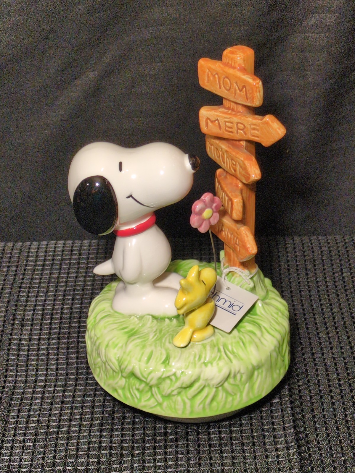 1982 Schmid Peanuts Snoopy Woodstock Which Way To Mother Music Box Works 1982 Schmid Peanuts Snoopy Woodstock Which Way To Mother Music Box Works