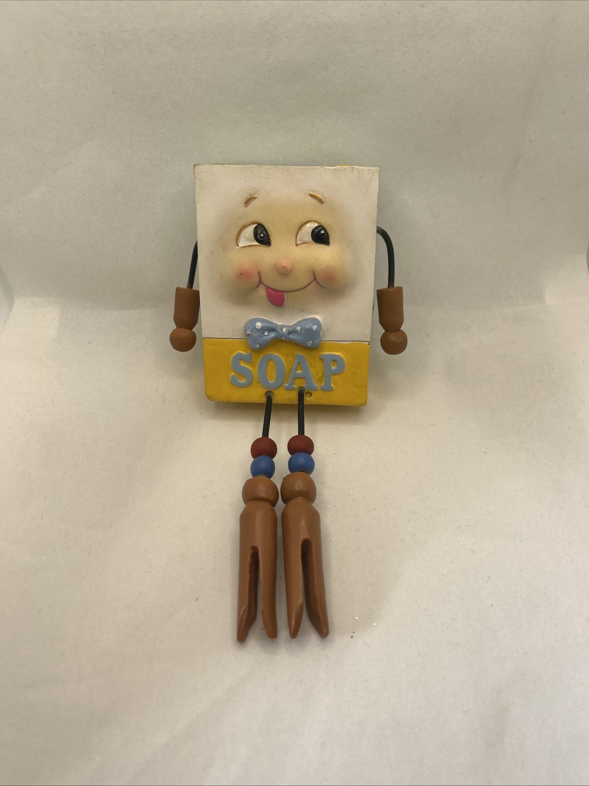 VTG LAUNDRY WMG ANTHROPOMORPHIC SOAP DETERGENT BOX w/STARS SHELF SITTER - 2010