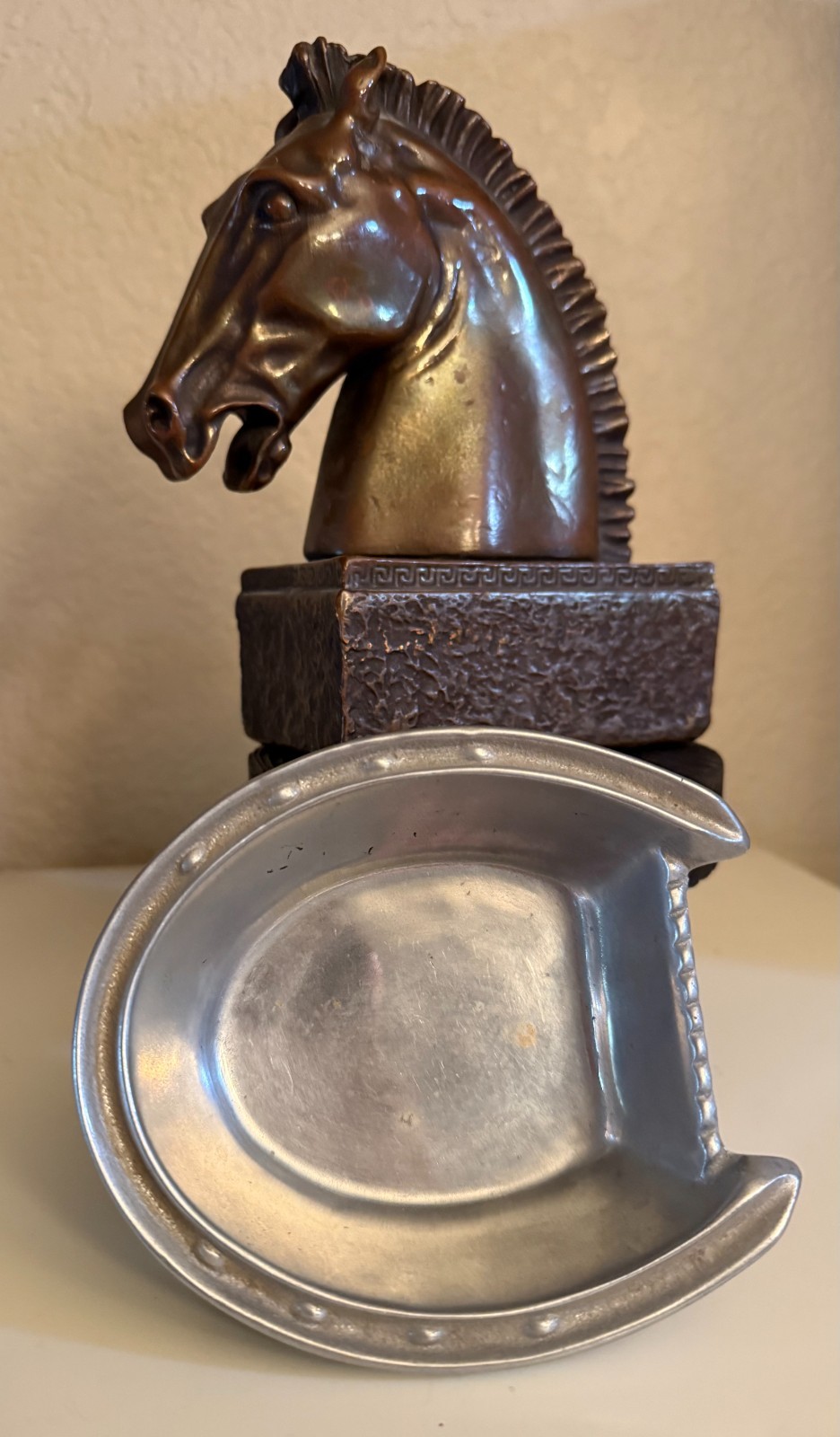 Vintage Arthur Court Horseshoe Bowl & Bronze Finish Art Deco Horsehead Bookend Vintage Arthur Court Horseshoe Bowl & Bronze Finish Art Deco Horsehead Bookend