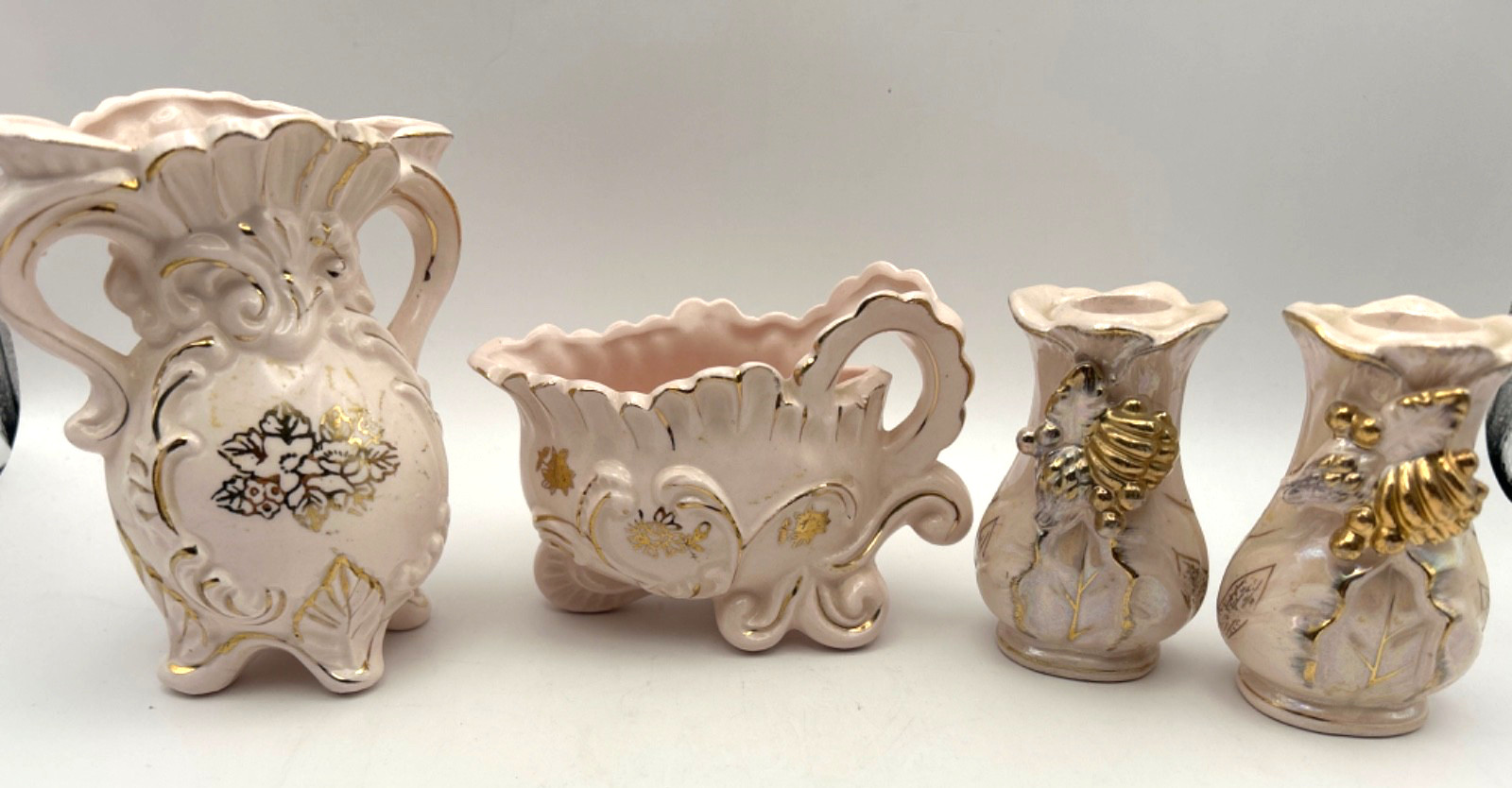 Vintage Pink Porcelain Vanity Set 4 Pc Gold Gilt Vases Bowl Rococo Style