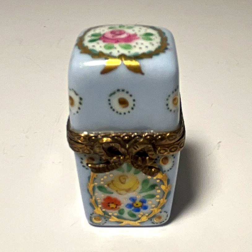Limoges France Peint Main Dubarry Atelier Trinket Perfume Box RARE Shape Limoges France Peint Main Dubarry Atelier Trinket Perfume Box RARE Shape