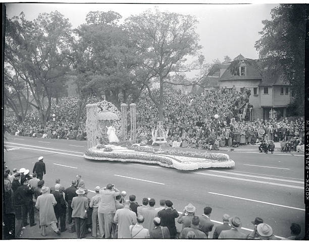 Miriam Stevenson Riding on a Float 1955 Photo - The sweepstakes prize winner, ch