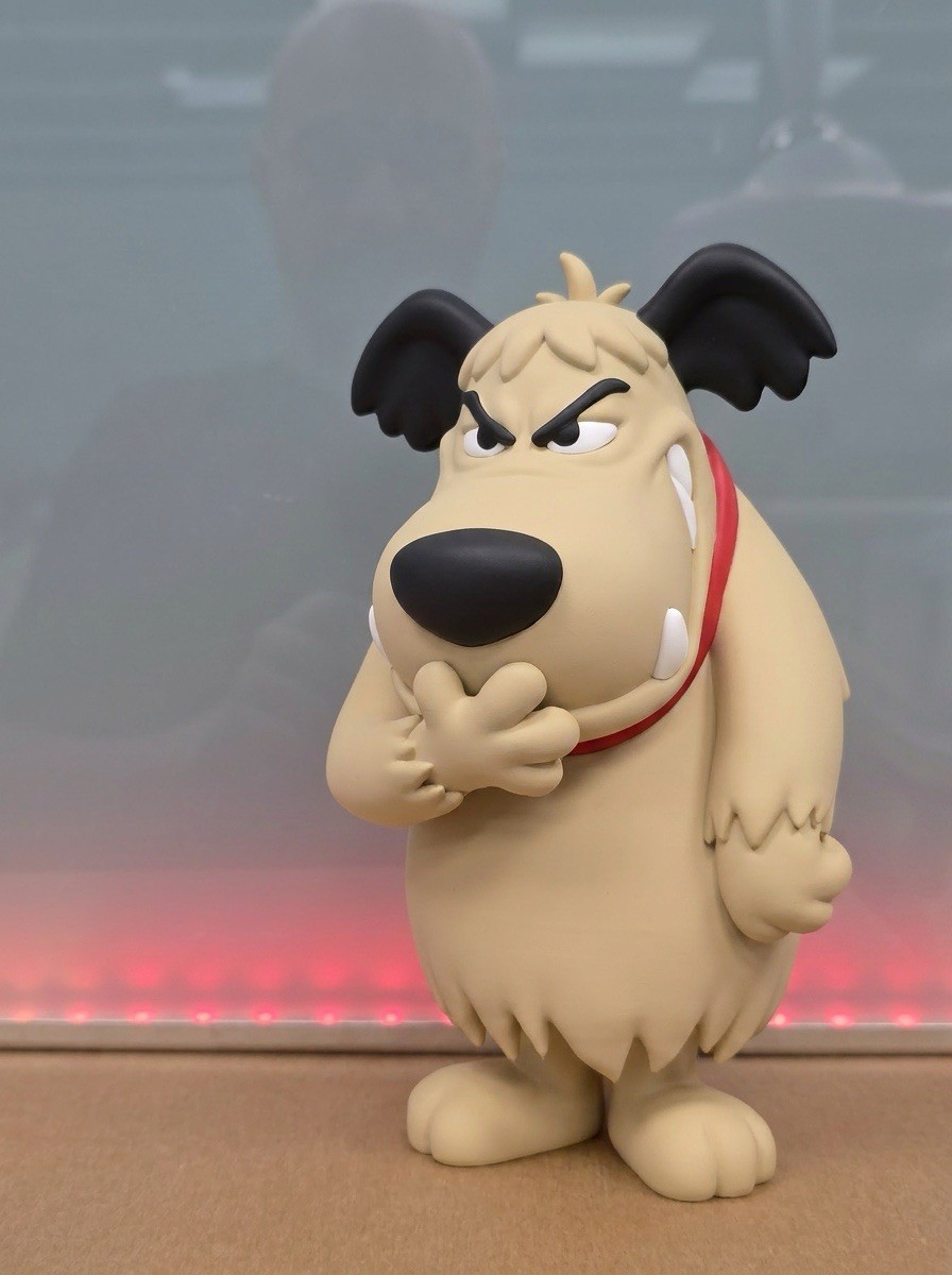 8” Muttley Figurine - Wacky Races Collectible