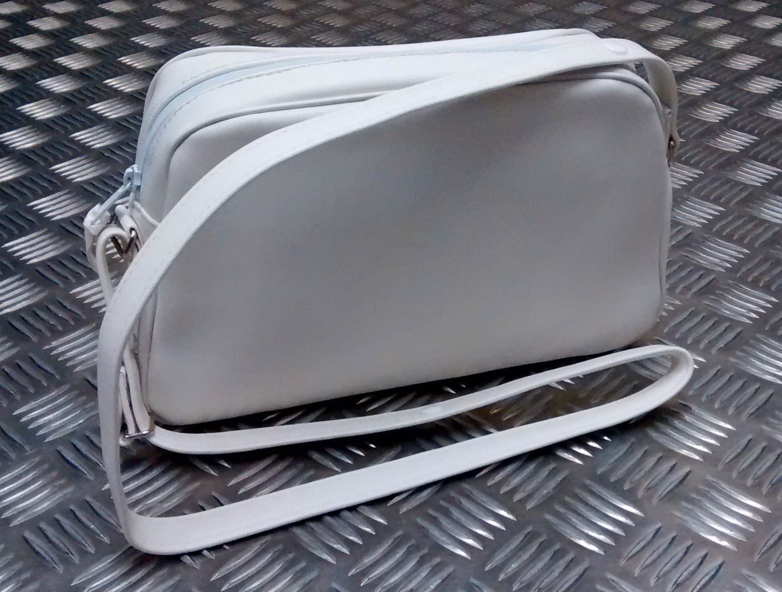 Genuine British Royal Navy RN White Handbag Shoulder Bag WRENS WRN\'S - NEW