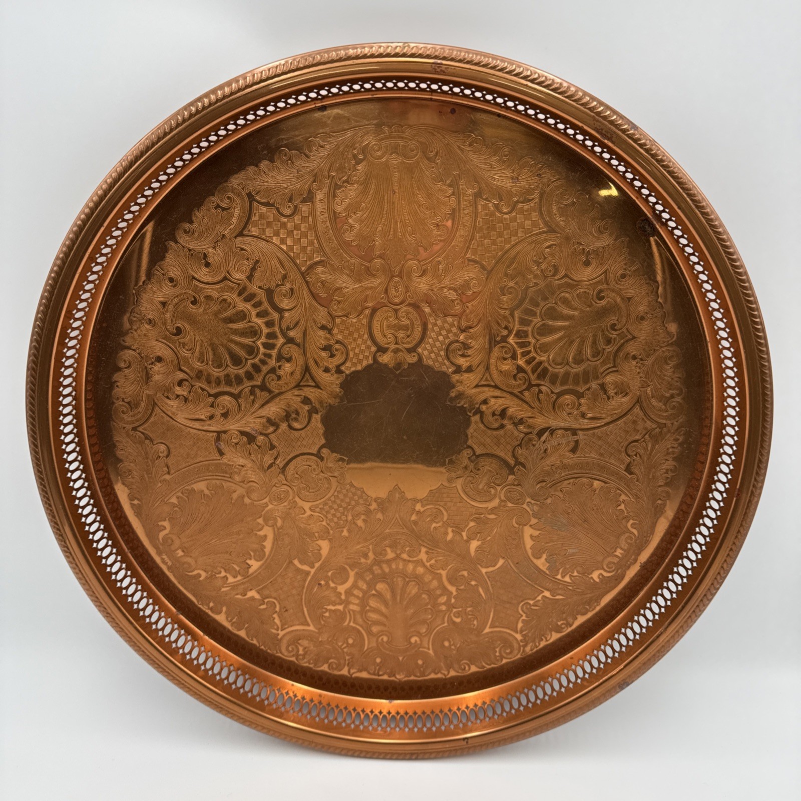 VTG Coppercraft Guild 18” Serving Tray Platter Round Solid Ornate Bar Lrg Plate VTG Coppercraft Guild 18” Serving Tray Platter Round Solid Ornate Bar Lrg Plate