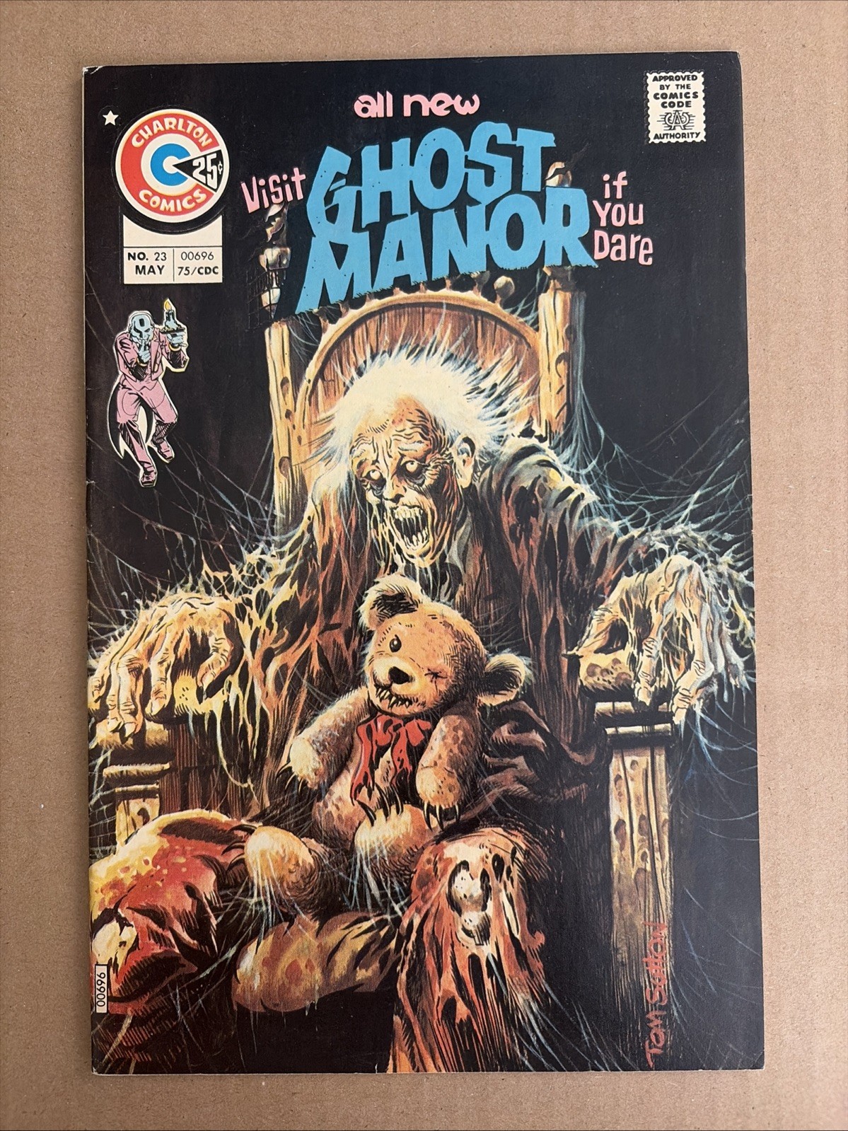 Ghost Manor #23 (Charlton, 1975) Tom Sutton High Grade VF