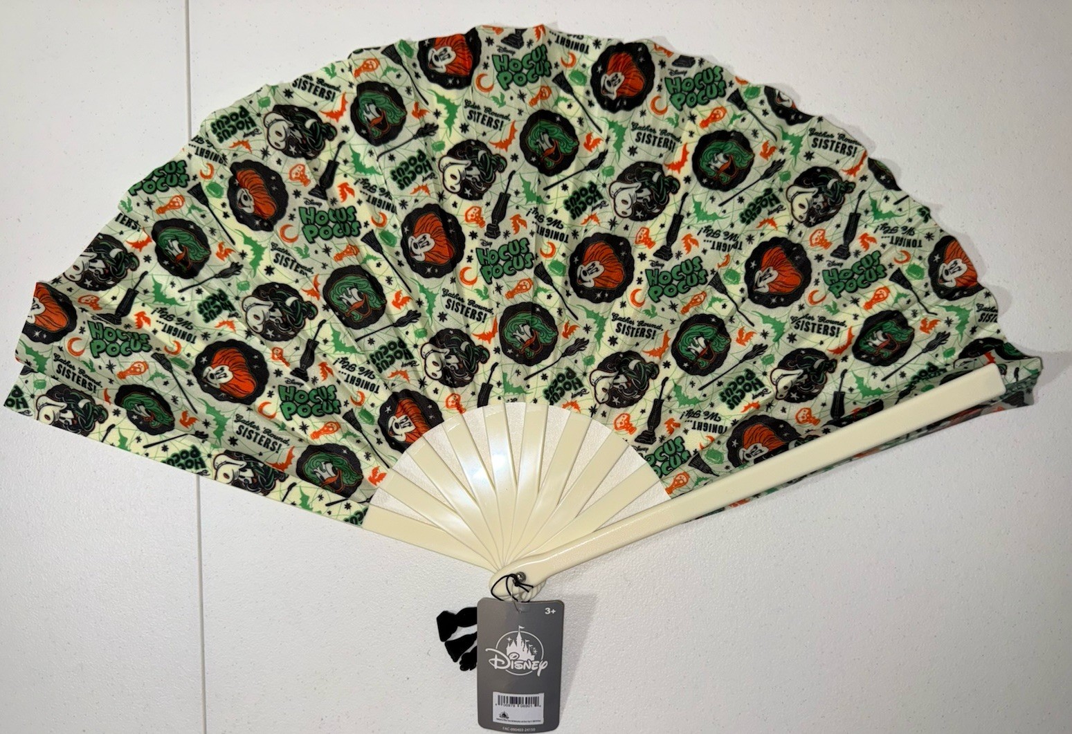 Disney Hocus Pocus Hand Fan Halloween 26