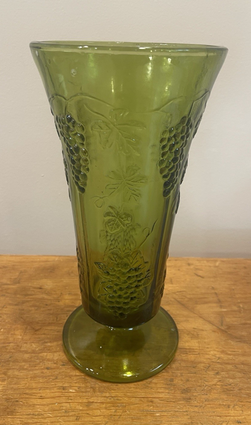 Vintage Indiana Grapevine Avocado Green Large Vase Vintage Grape Pattern Glass 