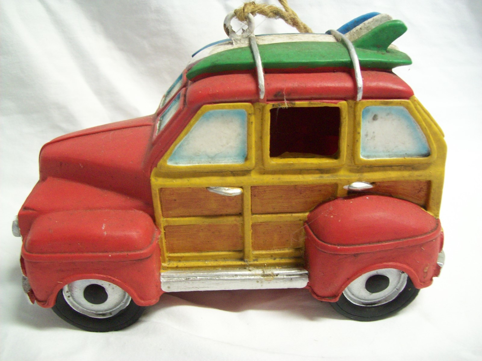 Vintage Woody Station Wagon Bird House Resin Hand Painted Red & Tan Unused