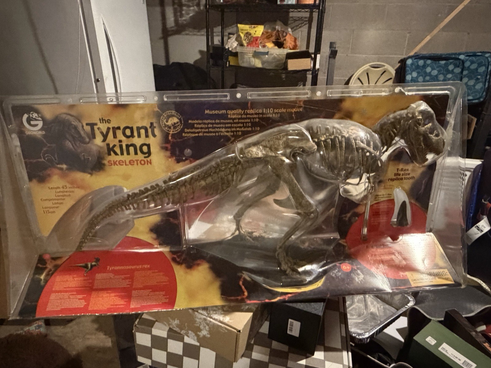 NEW Geoworld The Tyrant King 1:10 Scale T-Rex Skeleton Model Kit Sealed 45 NEW Geoworld The Tyrant King 1:10 Scale T-Rex Skeleton Model Kit Sealed 45