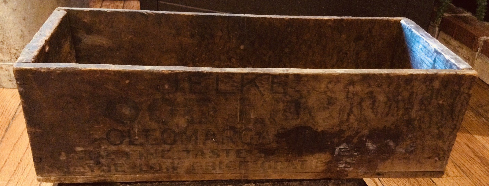 Antique c1915 Chicago Jelke Good Luck Oleomargarine Wooden Advertising Crate Box