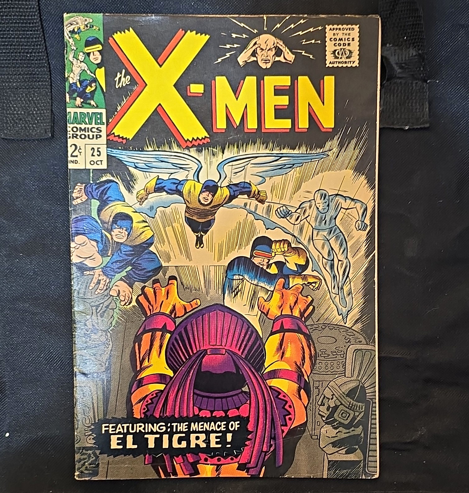 Marvel The X-Men #25 (Oct 1966) CGC 6.0 Signed Stan Lee 1st Print