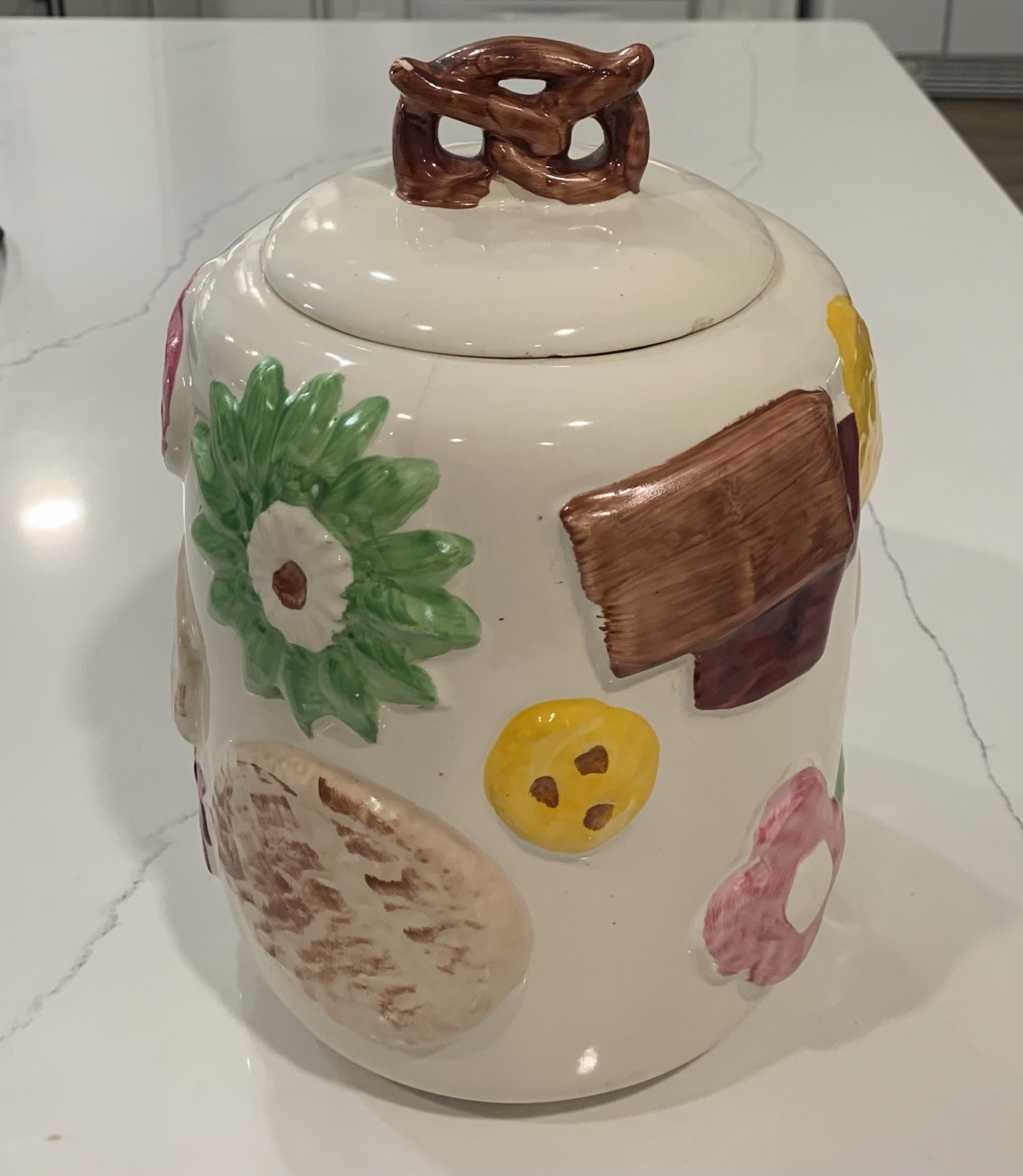 Vintage 1950’s “Cookies All Over” Cookie Jar  With Pretzel Topped Lid.  10”x6”