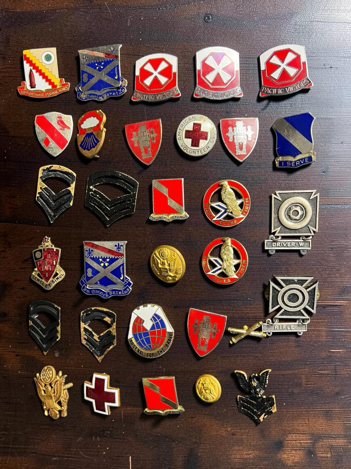 Vintage US Army Military Insignia Pin Lot DUI Rank Marksman Ira Green Meyer 31