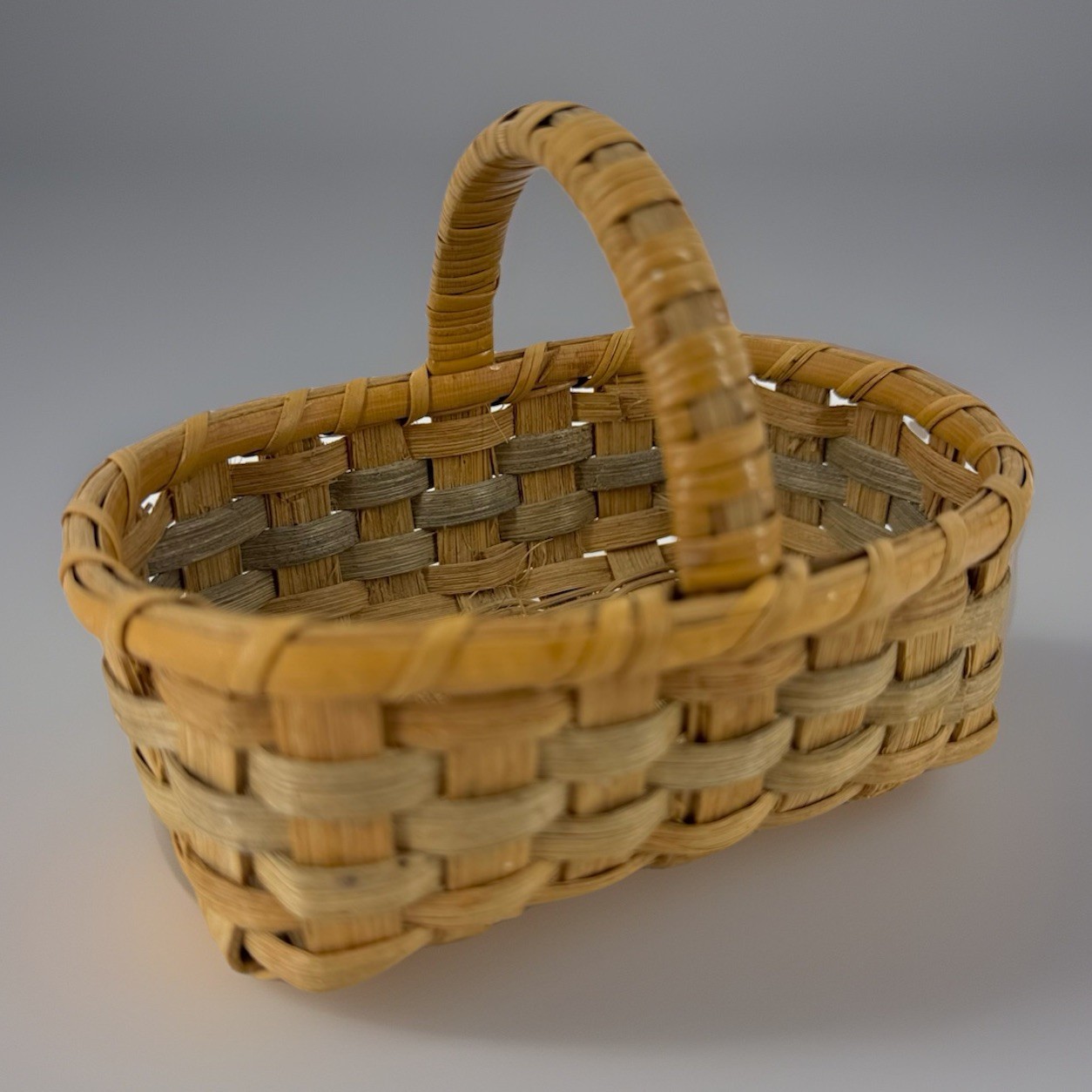 Miniature Signed American Primitive Splint Oak Harvest Basket 5” x 4” Folk Art