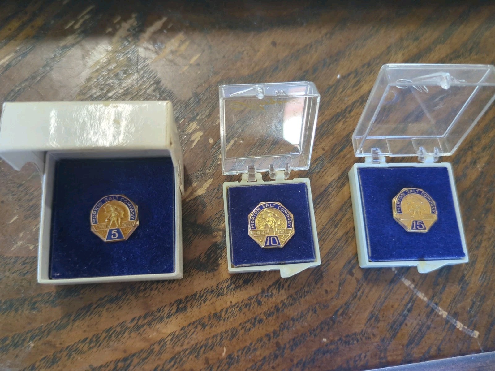 3 - VINTAGE MORTON SALT 5-10-15 YEAR SERVICE AWARD PINS 10K GOLD FILLED BADGES 3 - VINTAGE MORTON SALT 5-10-15 YEAR SERVICE AWARD PINS 10K GOLD FILLED BADGES