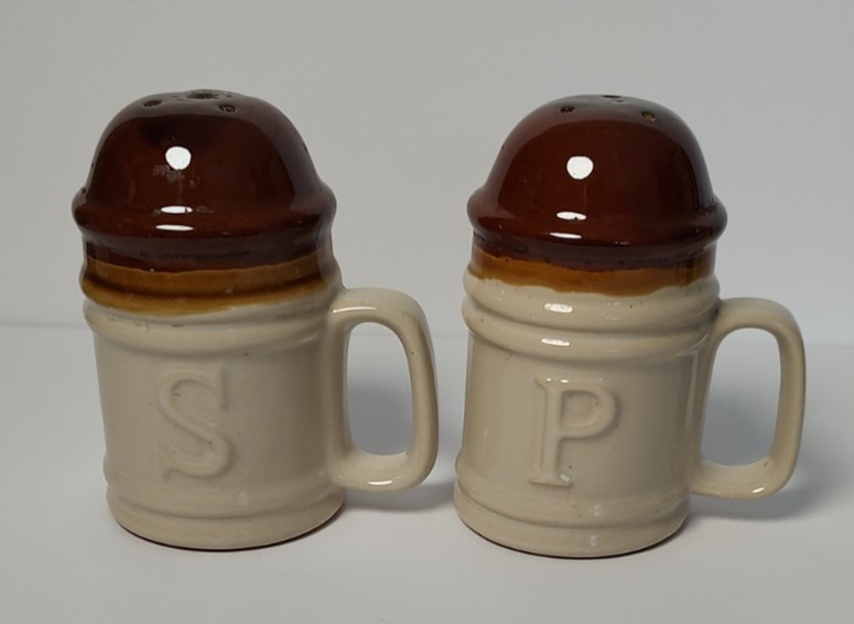 Vintage Brown Drip Glaze Salt Pepper Shakers Pottery Farmhouse Decor Handles 5\