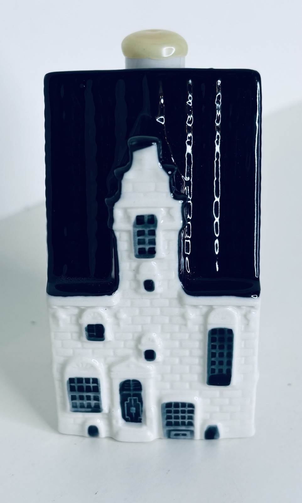 KLM Delft Blue Miniature Canal House #89 BOLS Made in Holland SEALED Empty 2022