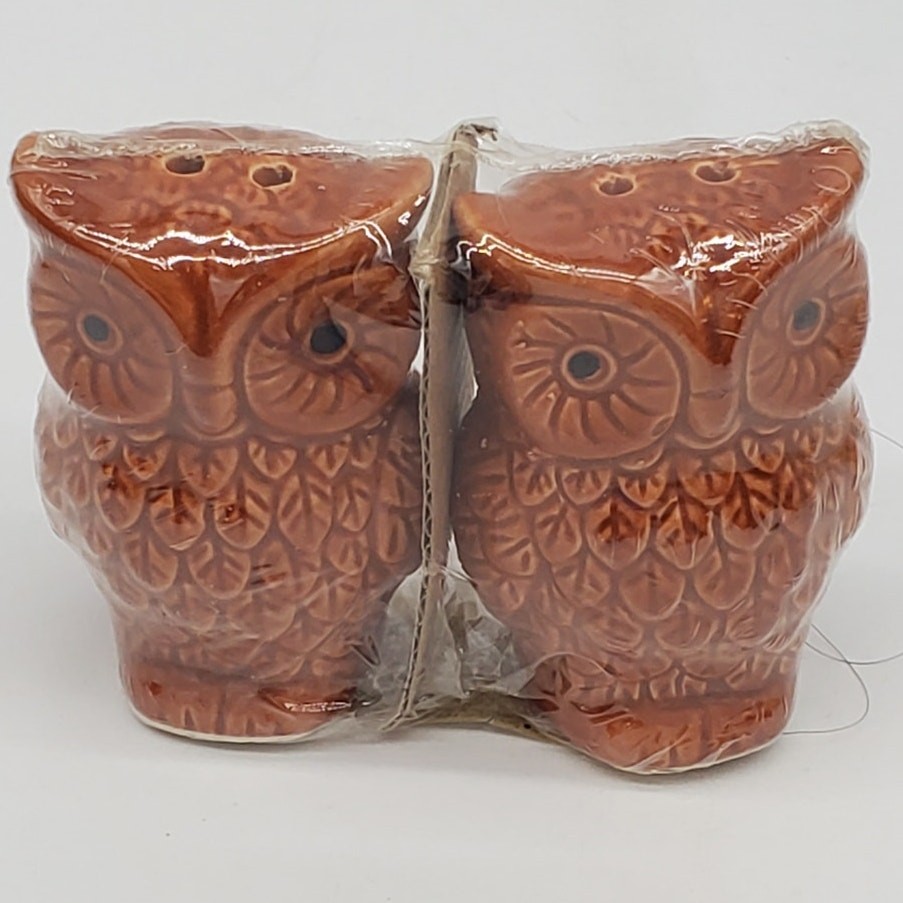 Owl Salt and Pepper Shakers - 3.5\