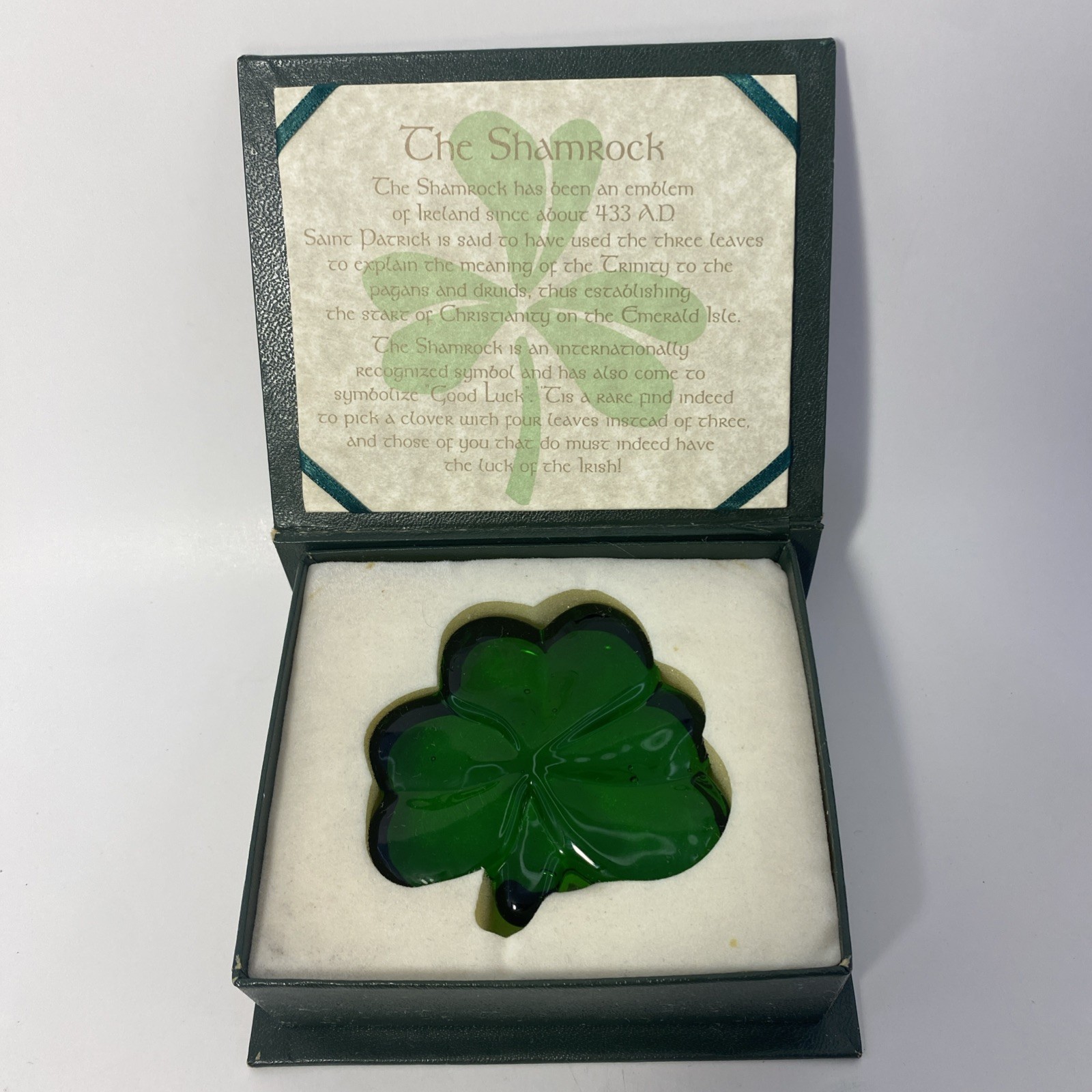 Good luck charm.  An Irish Blessing Vintage Green Glass Shamrock Original Box
