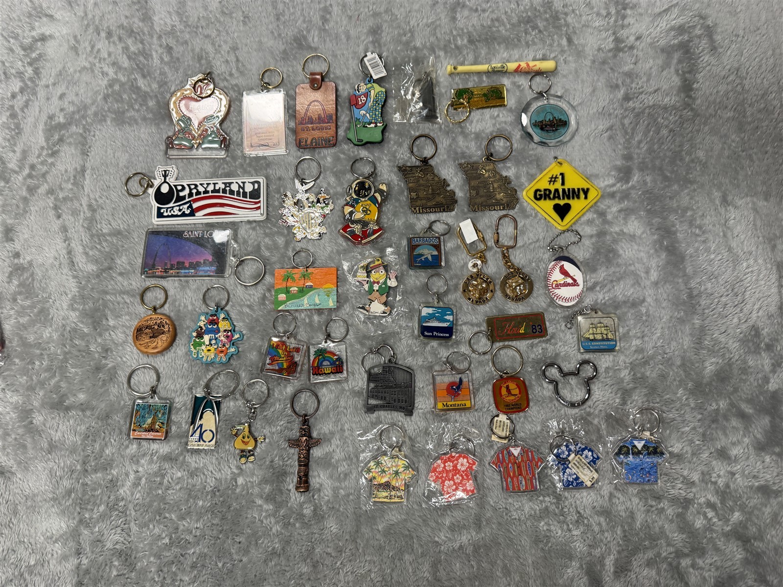 #2 VINTAGE KEYCHAIN LOT OF 41 ADVERTISING METAL TRAVEL DESTINATIONS KEY CHAIN #2 VINTAGE KEYCHAIN LOT OF 41 ADVERTISING METAL TRAVEL DESTINATIONS KEY CHAIN