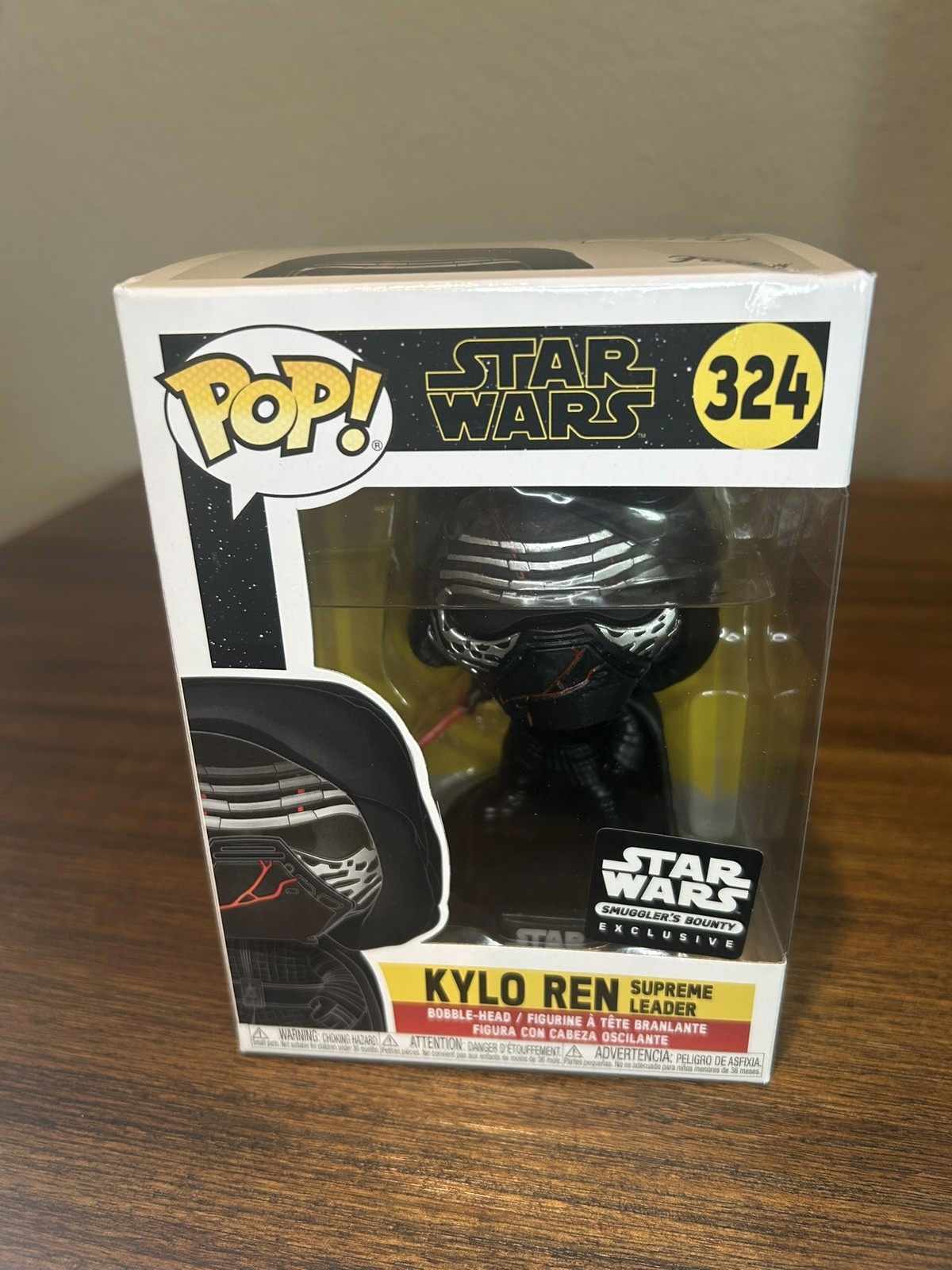 KYLO REN -  SUPREME LEADER -  STAR WARS - #324 - SMUGGLER\'S BOUNTY EXCLUSIVE