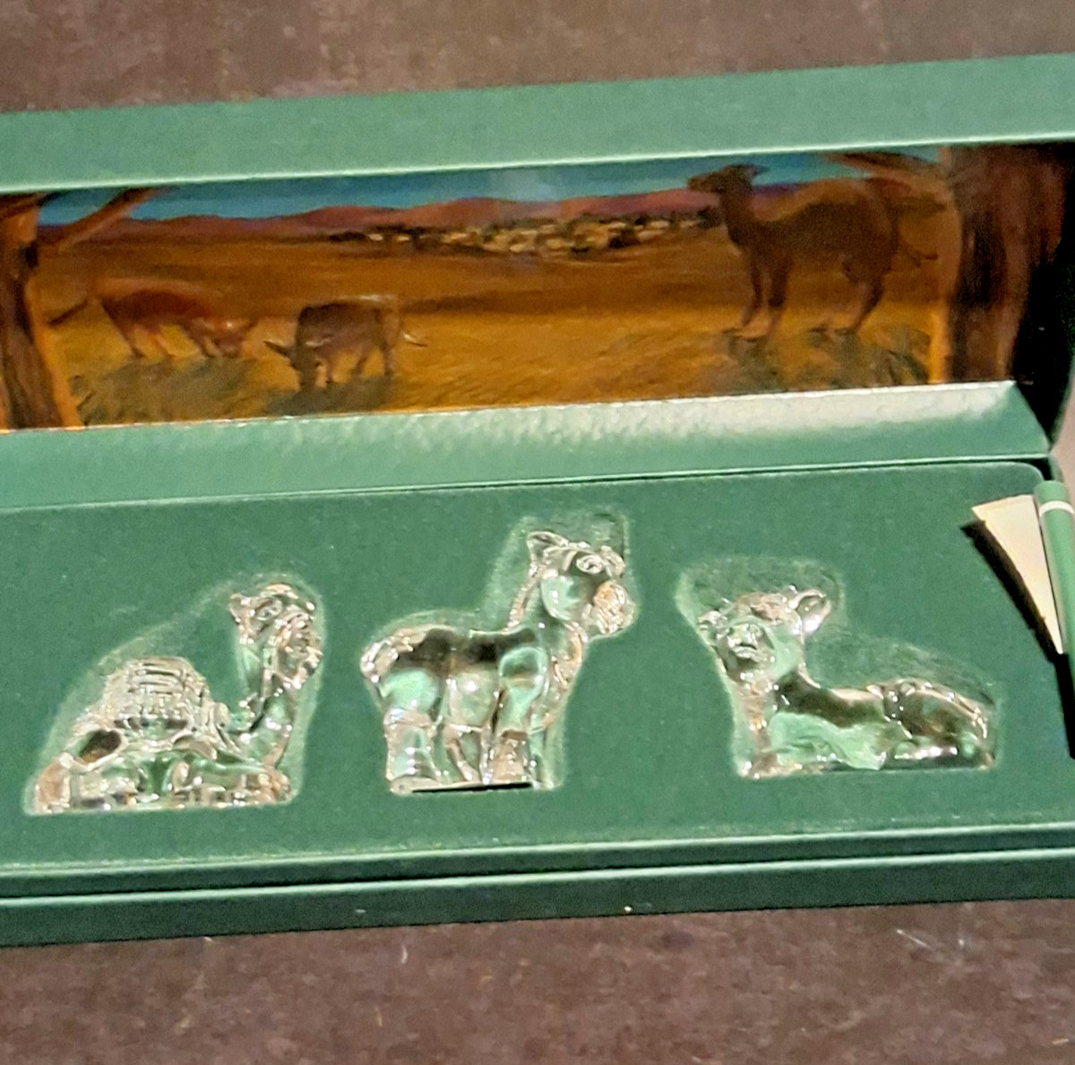 Waterford Crystal Marquis Nativity Animals Set of 3 Donkey Camel Cow in Orig Box Waterford Crystal Marquis Nativity Animals Set of 3 Donkey Camel Cow in Orig Box
