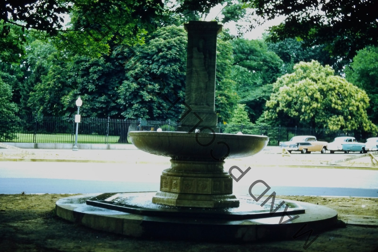 ORIGINAL 35mm Photo Slide Candid Vintage 006911