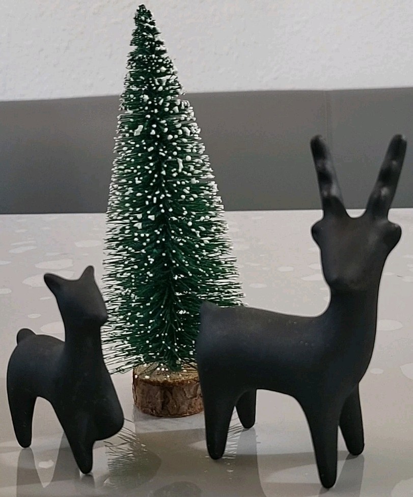 Pottery Matte Black Deer (S) Fawn figurines 4.5