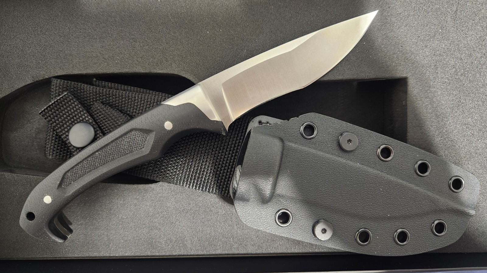 Skallywag Tactical MDV LUX Fixed Blade Black 4 in
