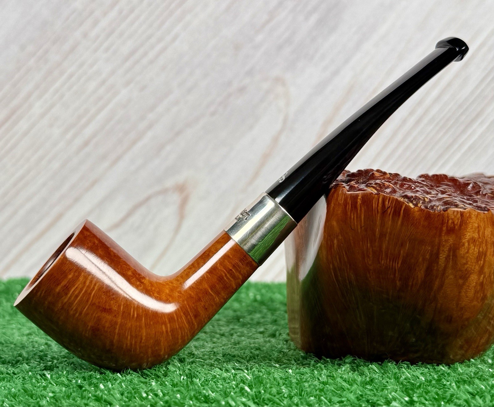 PRISTINE PETERSON DELUXE CLASSIC NATURAL 268 ZULU ESTATE PIPE, BARELY SMOKED.