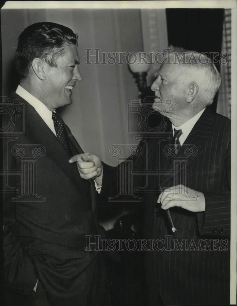 1938 Press Photo Boxer Gene Tunney chats with Vice President John Garner 1938 Press Photo Boxer Gene Tunney chats with Vice President John Garner