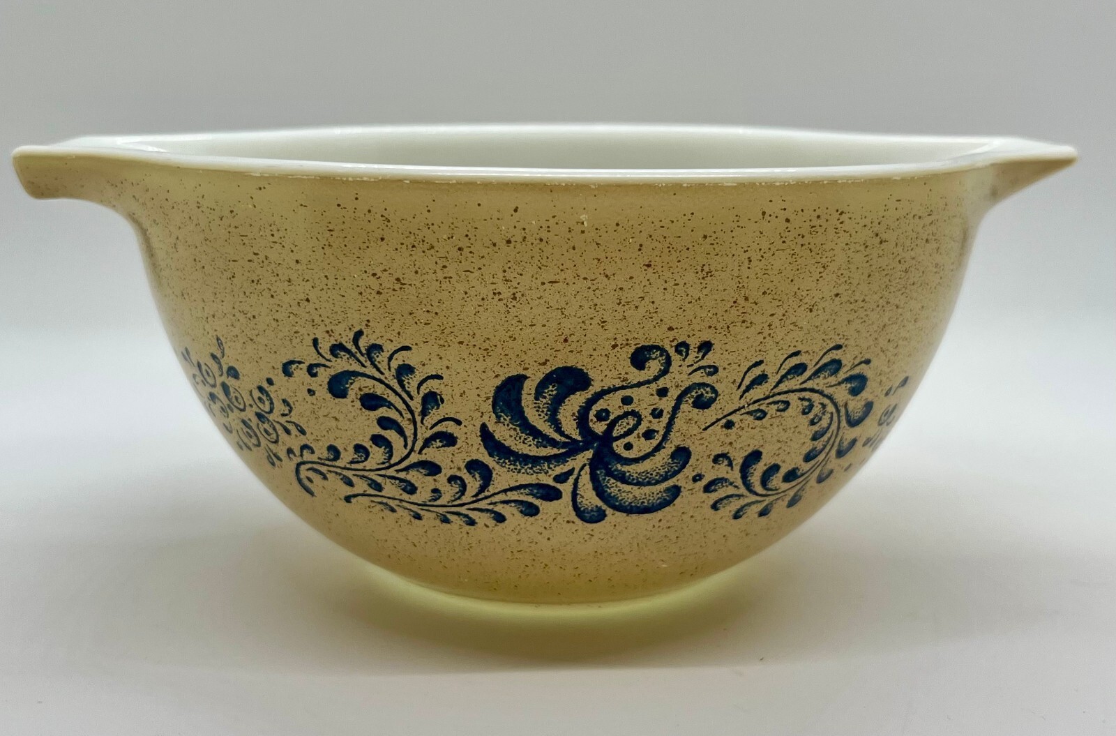 Vintage Homestead Cinderella Mixing Bowl.