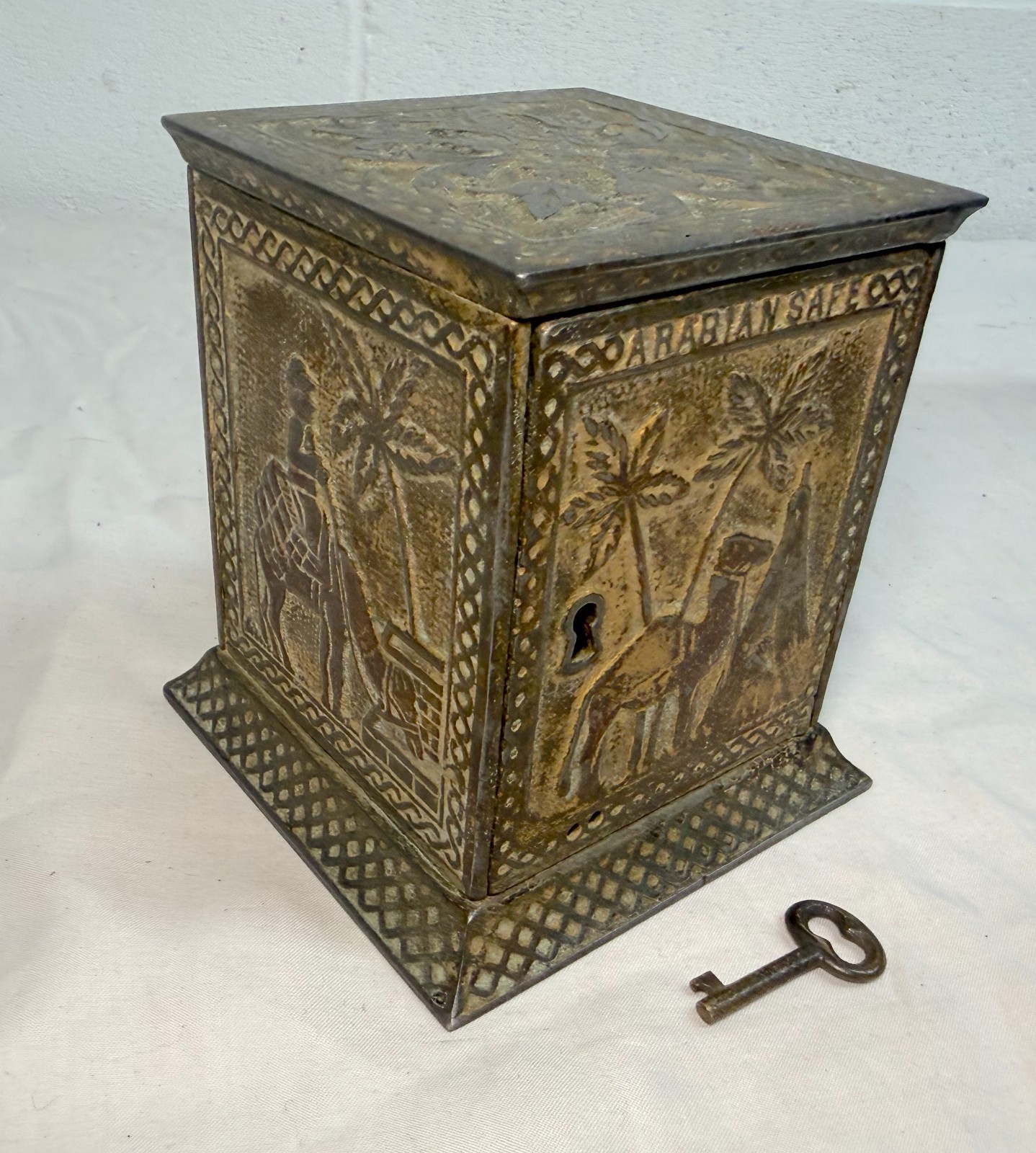 Rare antique Kyser & Rex Arabian 1882 cast iron still bank safe relief detail