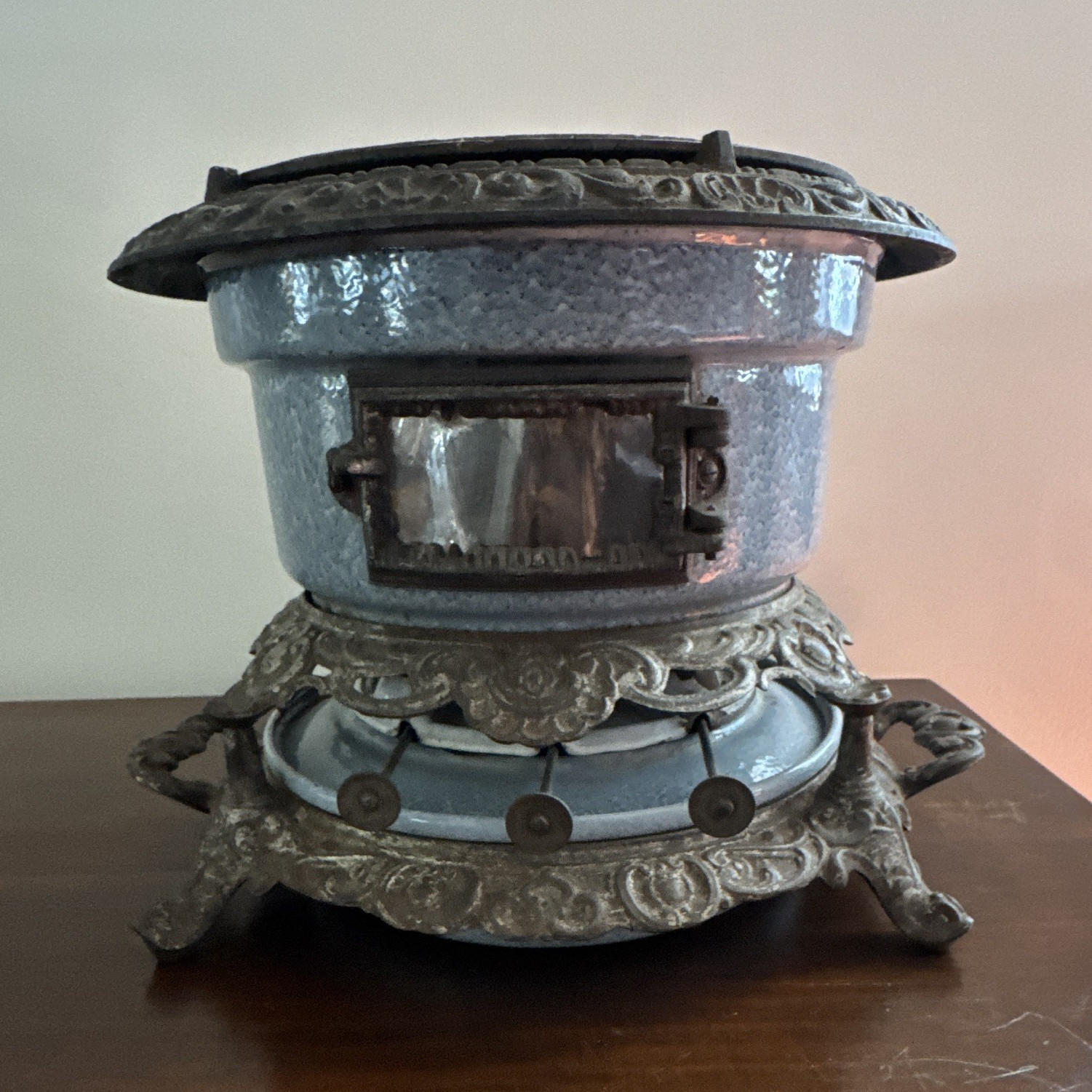 Cast Iron Freestanding Heating Stove, Gray Glass Door, 1 Burner Top Cast Iron Freestanding Heating Stove, Gray Glass Door, 1 Burner Top