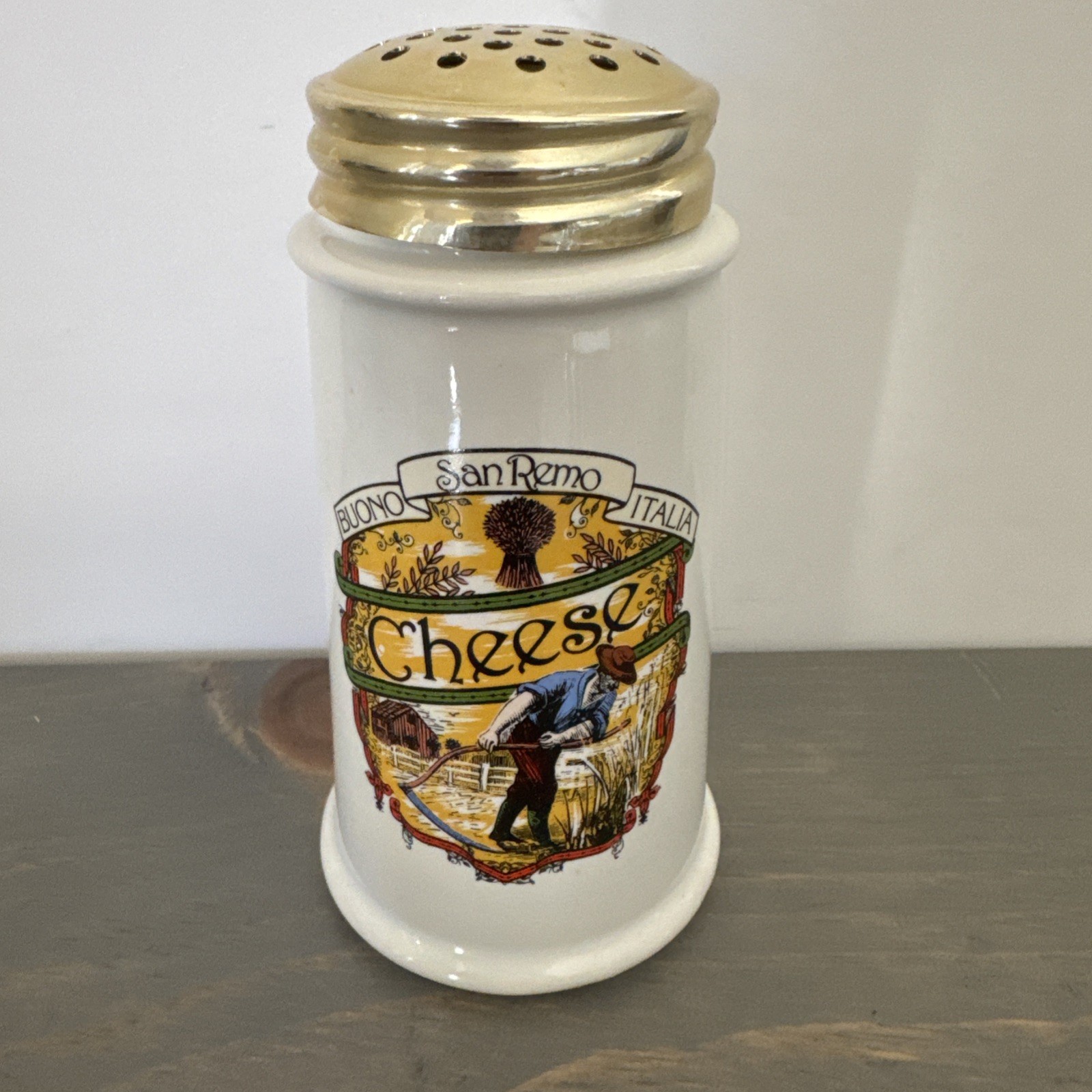 Vintage Himark Buona San Remo Italia Pasta Grated Cheese Shaker 5 3/4\