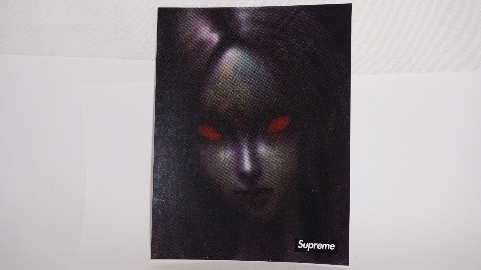 Supreme RED EYES Sticker Supreme RED EYES Sticker
