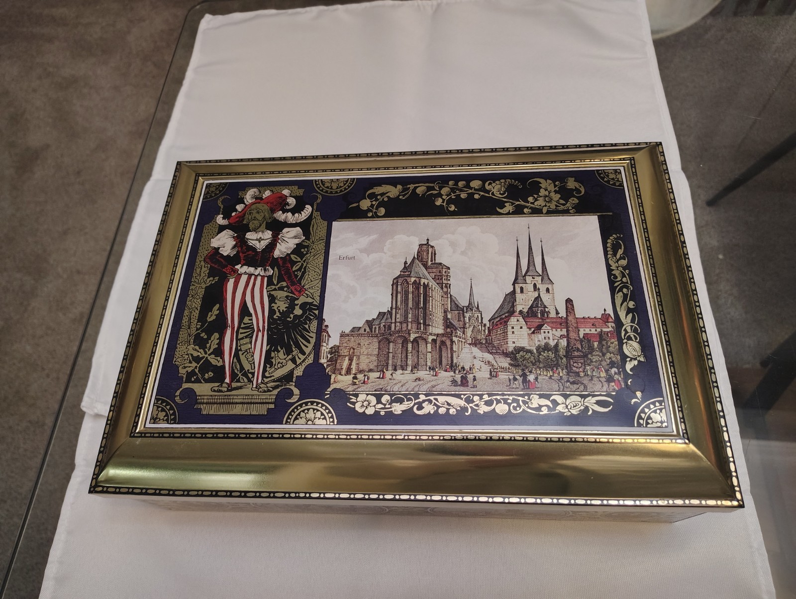 Lg Vintage 1998 Henry Lambertz German Cookie Tin Large -Hinged- Limited Edition 
