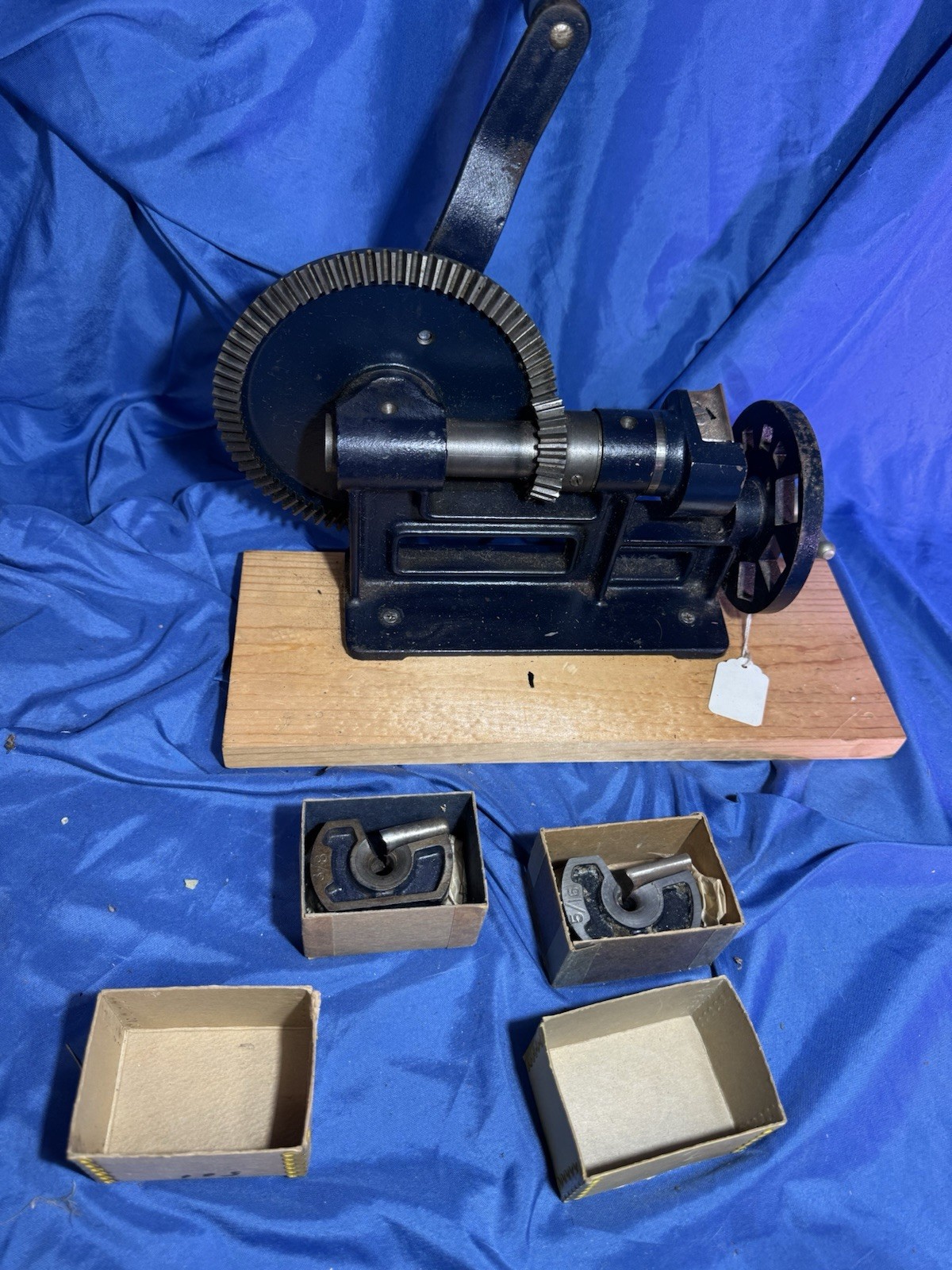 Spectacular Condition Stanley Number 77 W/3 Cutters