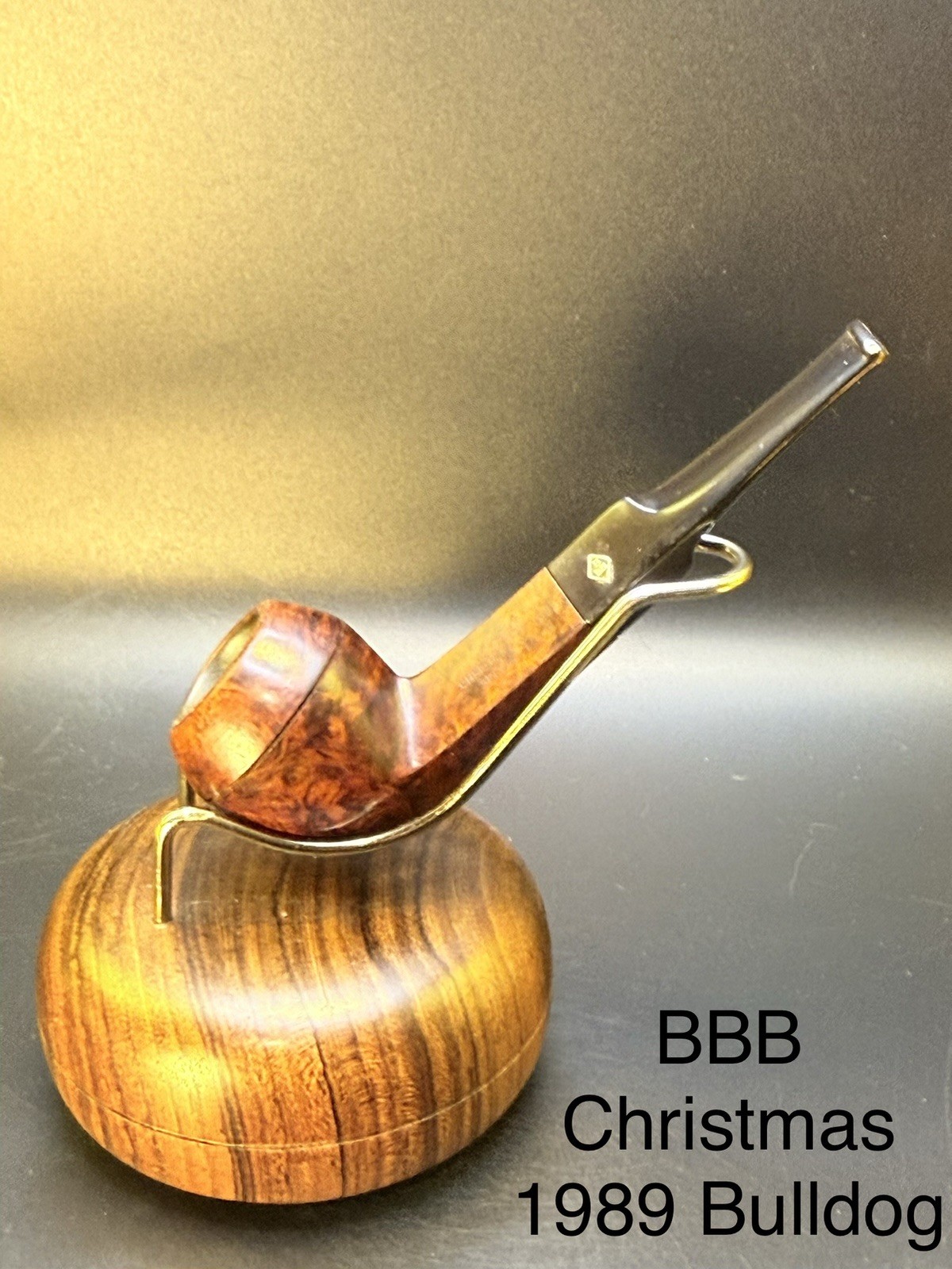 Vintage BBB Christmas 1989 Bulldog Tobacco Pipe