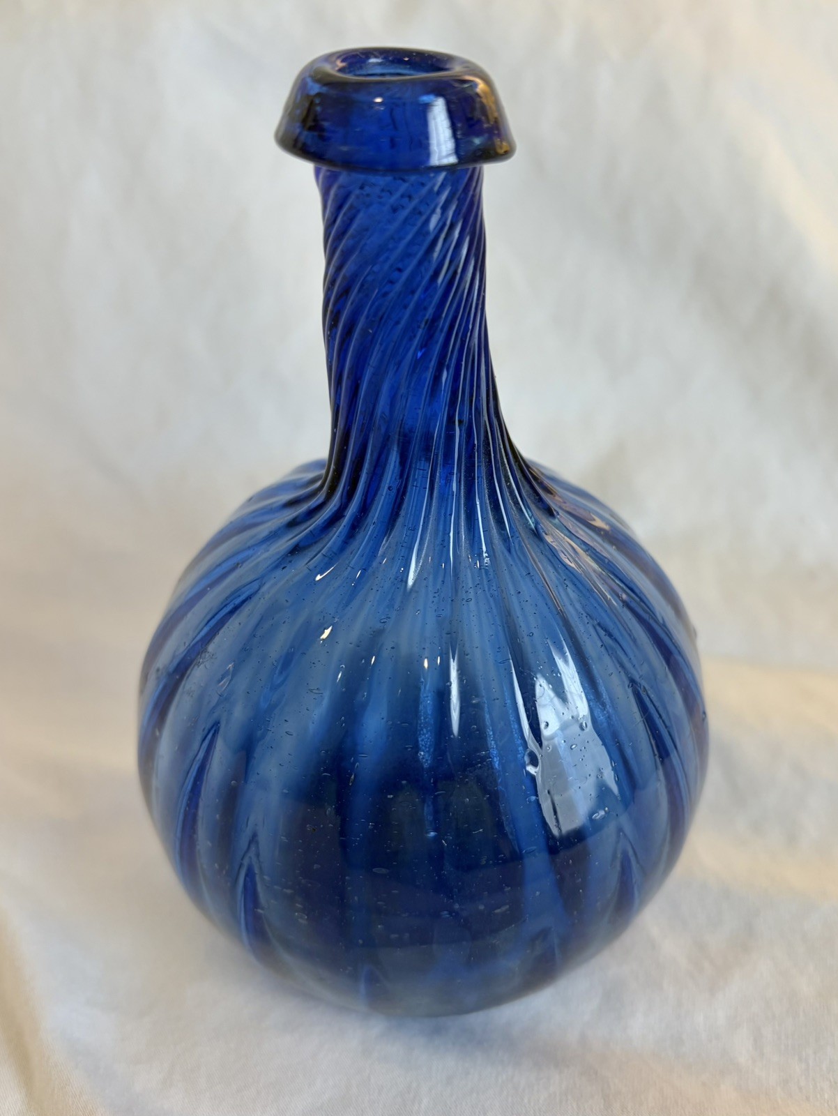 Vintage Hermanos Avalos Cobalt blue-ribbed swirl Mexico Glass Vase Vintage Hermanos Avalos Cobalt blue-ribbed swirl Mexico Glass Vase