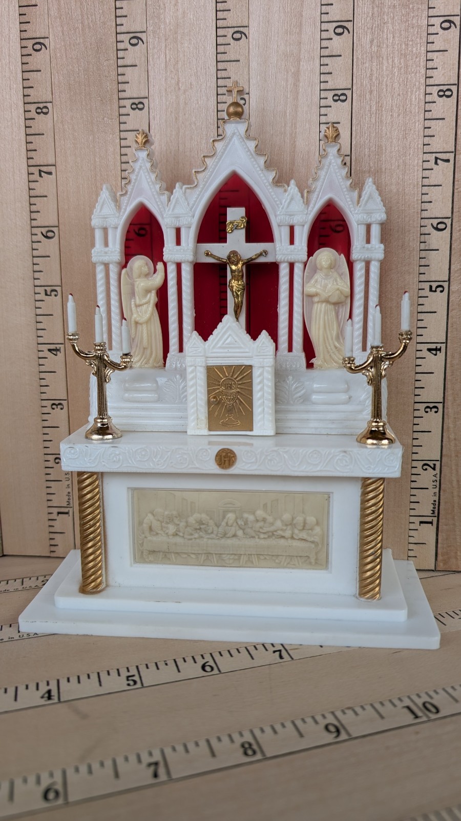 RARE VTG Miniature Dollhouse Plastic Roman Catholic Church Alter 1950 Mint