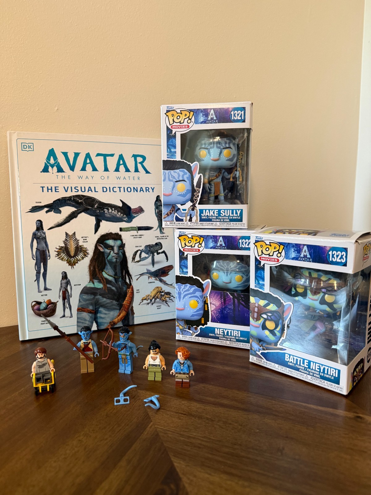 Avatar The Way of Water Visual Dictionary Funko Pop Movies Jake Sully Neytiri
