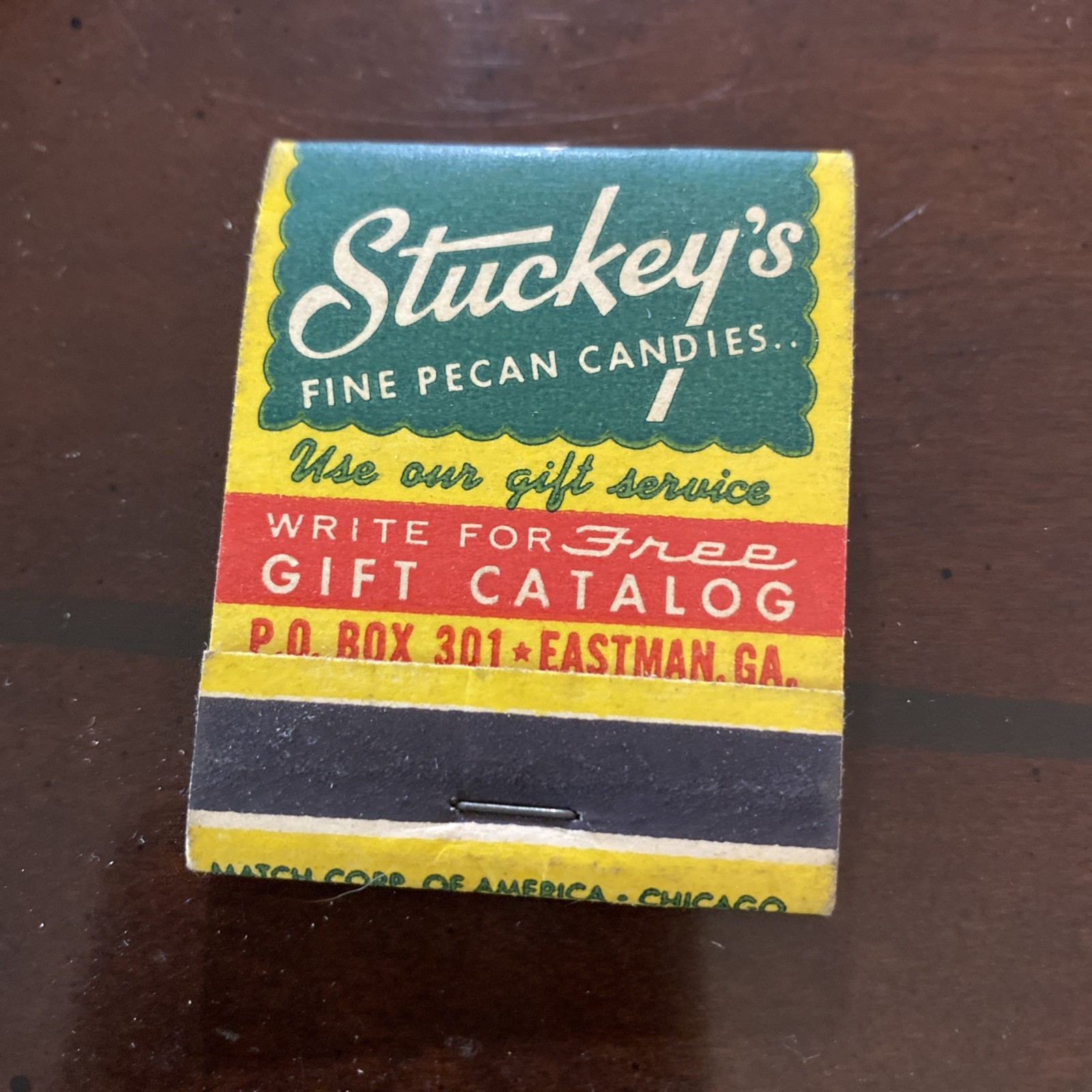 VINTAGE STUCKEY\'S FINE PECAN CANDIES GEORGIA FULL UNSTRUCK MATCHBOOK 