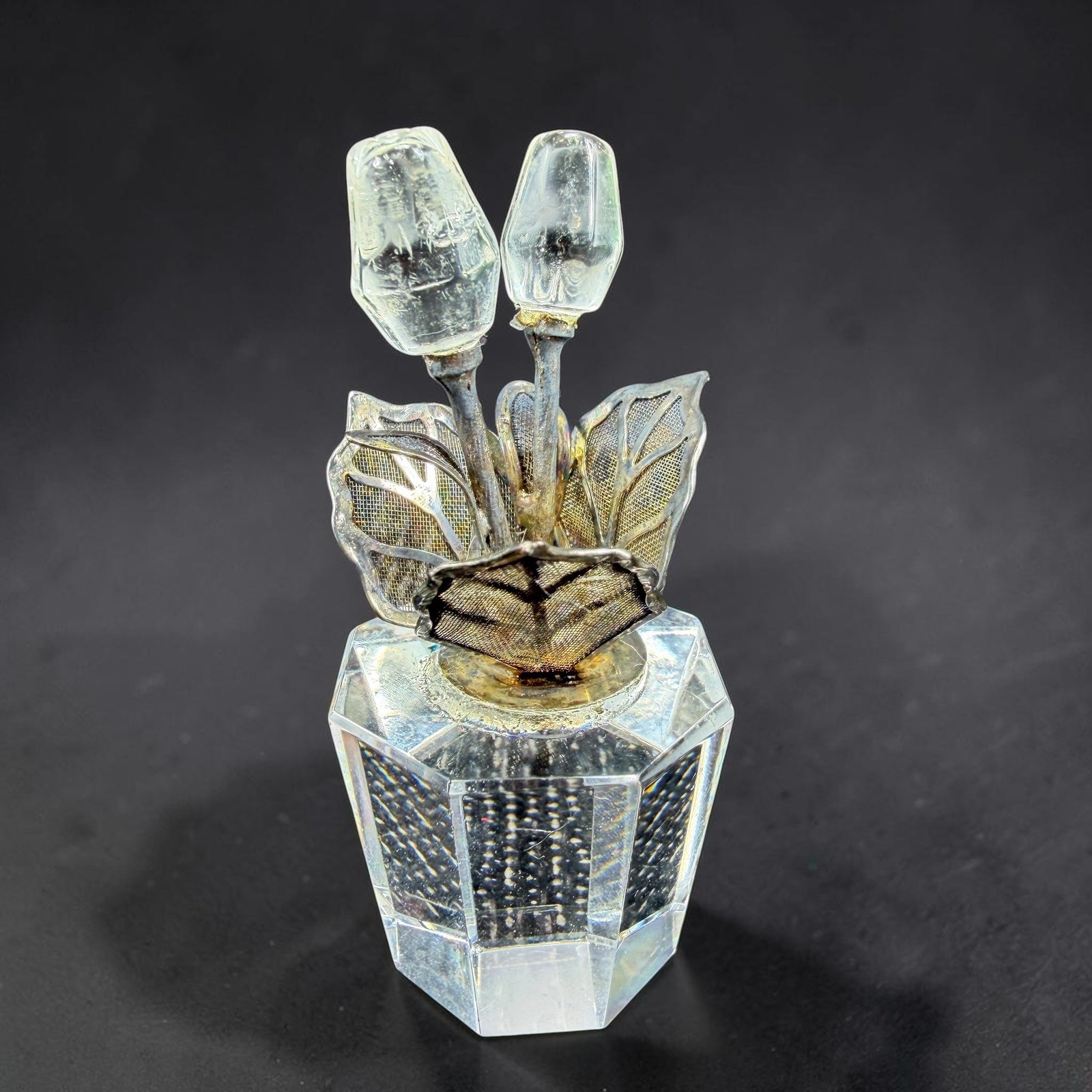 Vintage Acrylic Flower Figurine Metal Mesh Leaves Faceted Base Bouquet 2.5\