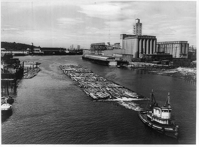 Photo:Seattle WA Duwamish River Log Tow Tugboat 1930s
