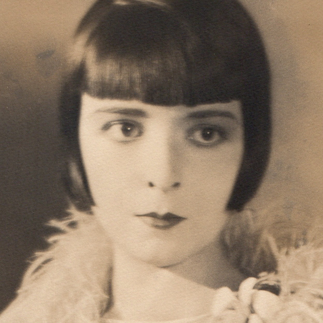 ID\'d c1920s Burbank, CA Studio Photo Colleen Moore Silent Film Actress Flapper