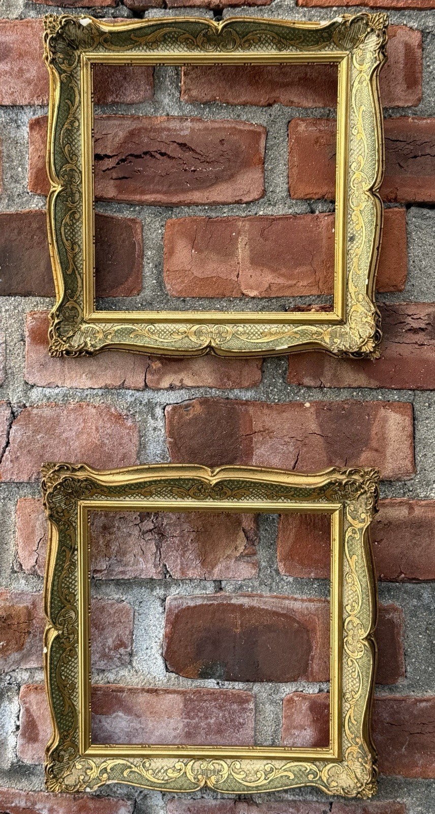 Fine Pair Of Italian Venetian Sgraffito Carved Gilded Pictures Frames C1960