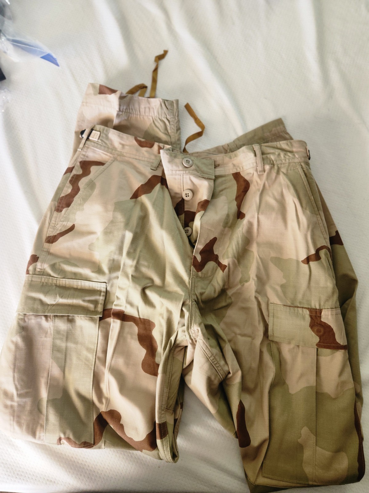 New US Army Desert Camo Combat Pants Med Long. See Pics