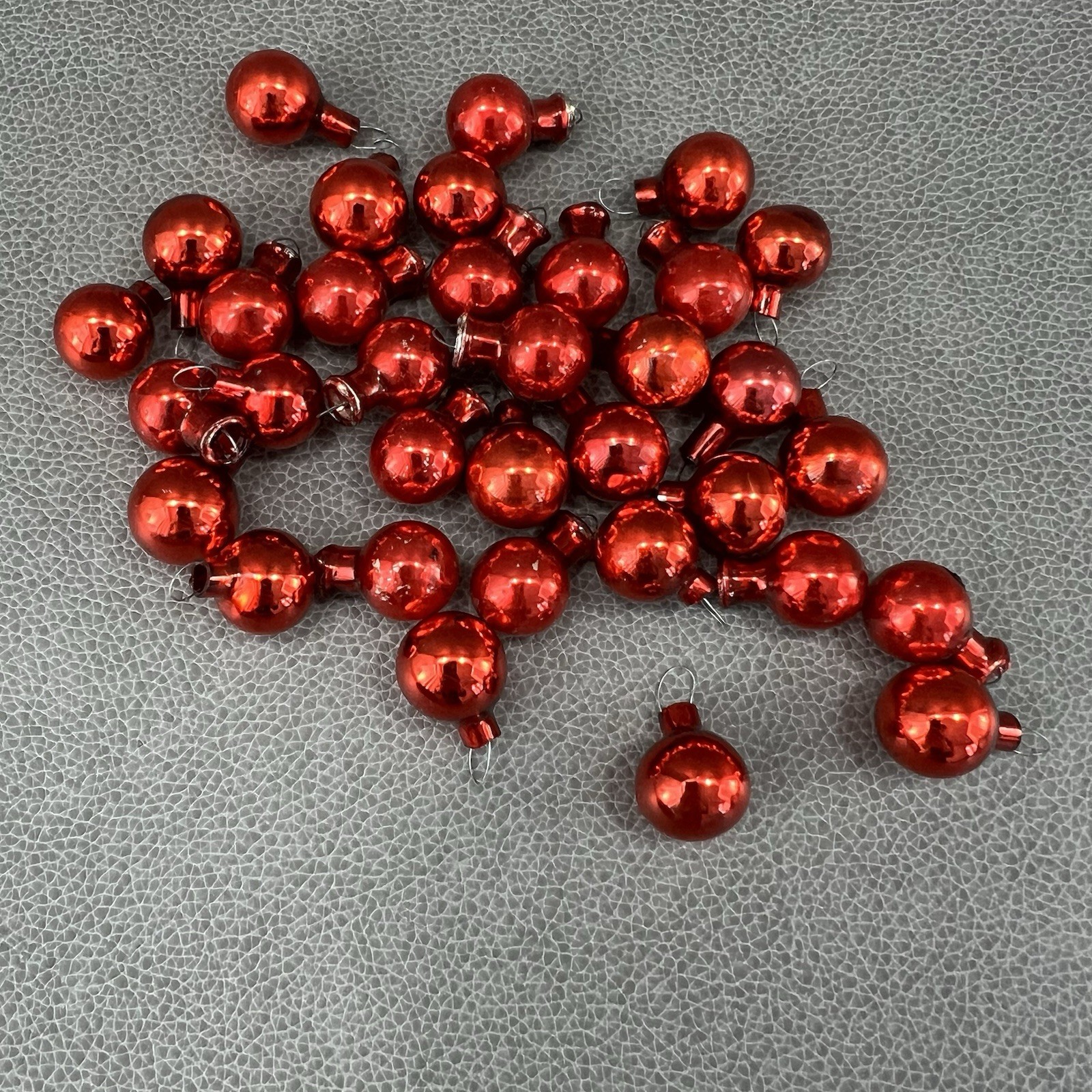 34 Vintage Small Mini Red Mercury Glass Feather Christmas Tree Ornaments 1/2\